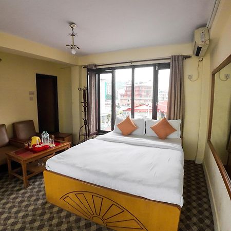 Hotel Travel Inn Pokhara Exterior foto